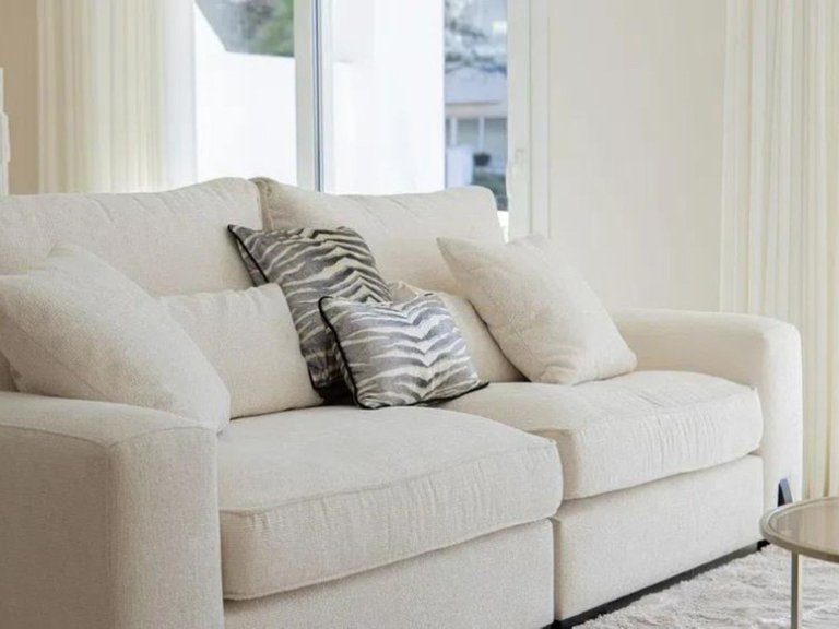 Apartment for Sale in Nueva Andalucía, Malaga 32