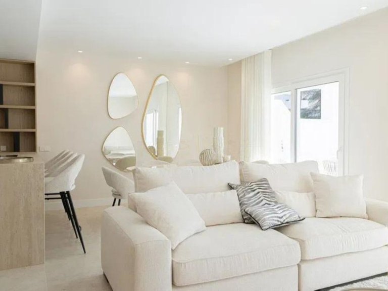 Apartment for Sale in Nueva Andalucía, Malaga 33