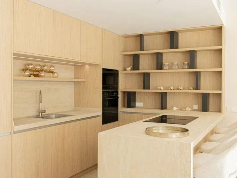 Apartment for Sale in Nueva Andalucía, Malaga 5