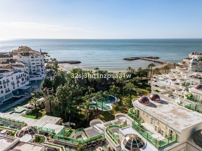 Apartment for Sale in Marbella, Malaga 1