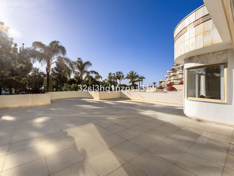 Apartment for Sale in Marbella, Malaga 15