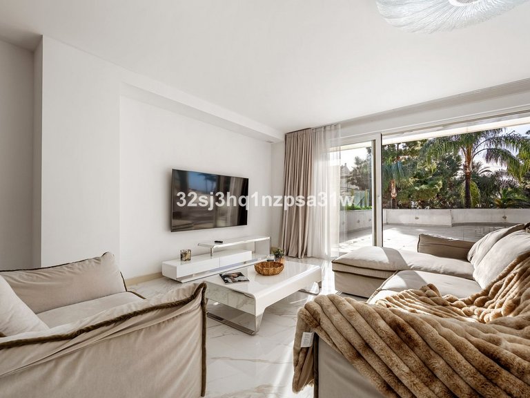 Apartment for Sale in Marbella, Malaga 21