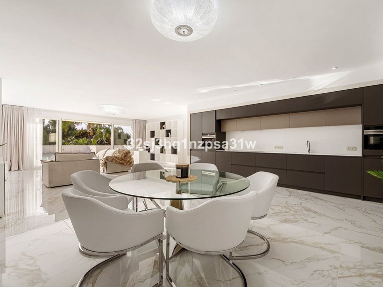 Apartment for Sale in Marbella, Malaga 5