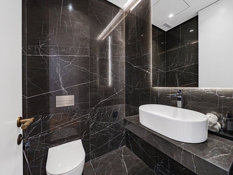 Villa for Sale in The Golden Mile, Malaga 18
