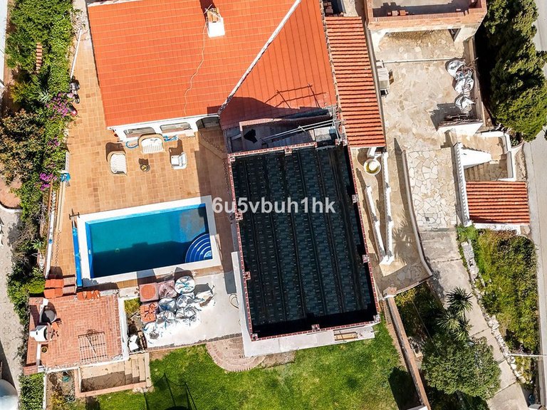 Villa for Sale in El Faro, Malaga 14