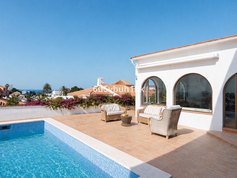 Villa for Sale in El Faro, Malaga 7