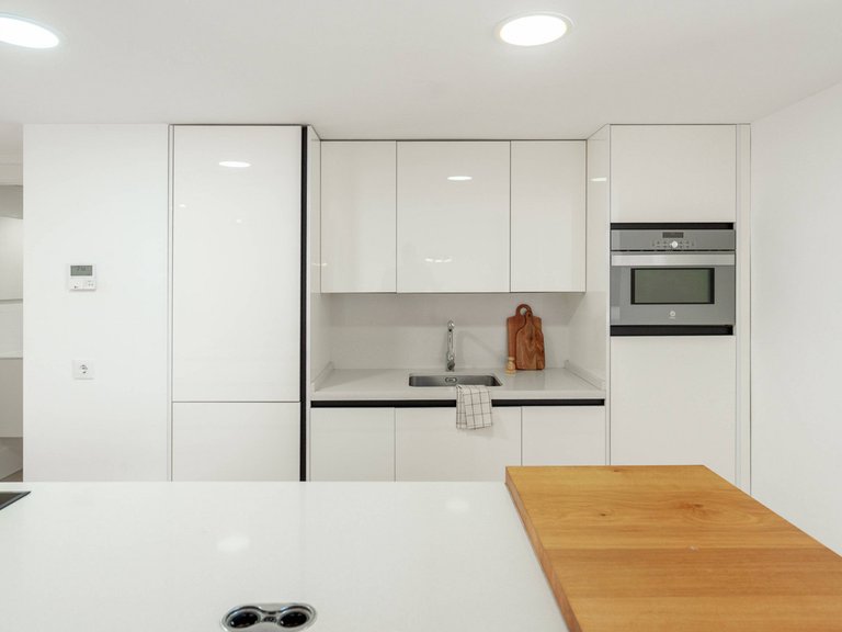 Apartment for Sale in Nueva Andalucía, Malaga 11