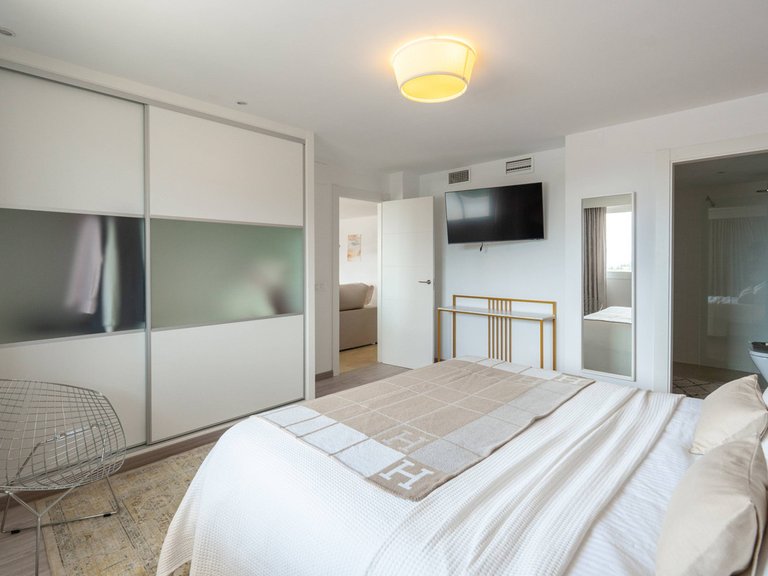 Apartment for Sale in Nueva Andalucía, Malaga 14