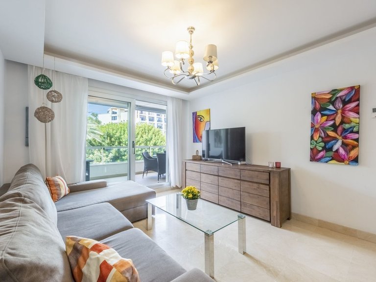 Apartment for Sale in San Pedro De Alcántara, Malaga 4