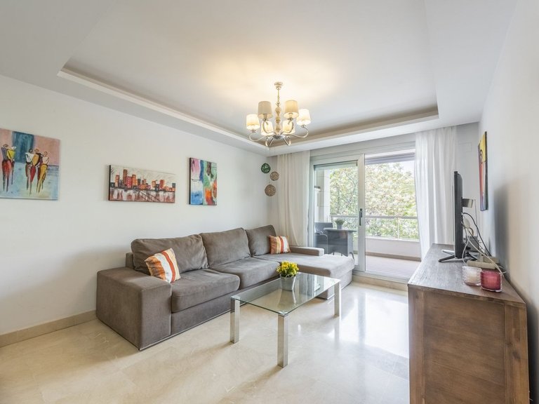 Apartment for Sale in San Pedro De Alcántara, Malaga 5