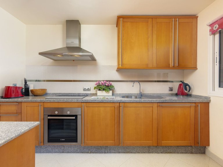 Apartment for Sale in Nueva Andalucía, Malaga 14