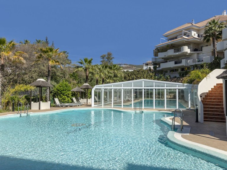 Apartment for Sale in Nueva Andalucía, Malaga 26