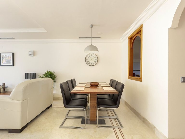 Apartment for Sale in Nueva Andalucía, Malaga 5