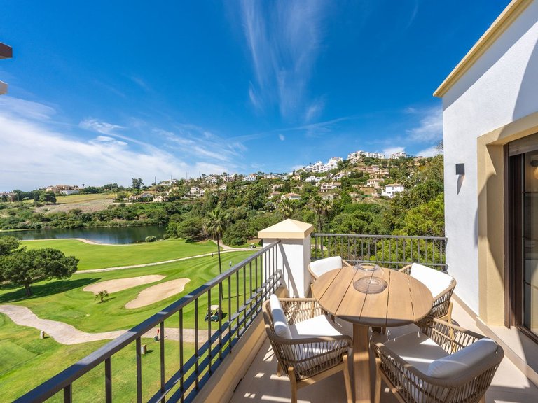 Apartment for Sale in Los Arqueros, Malaga 11