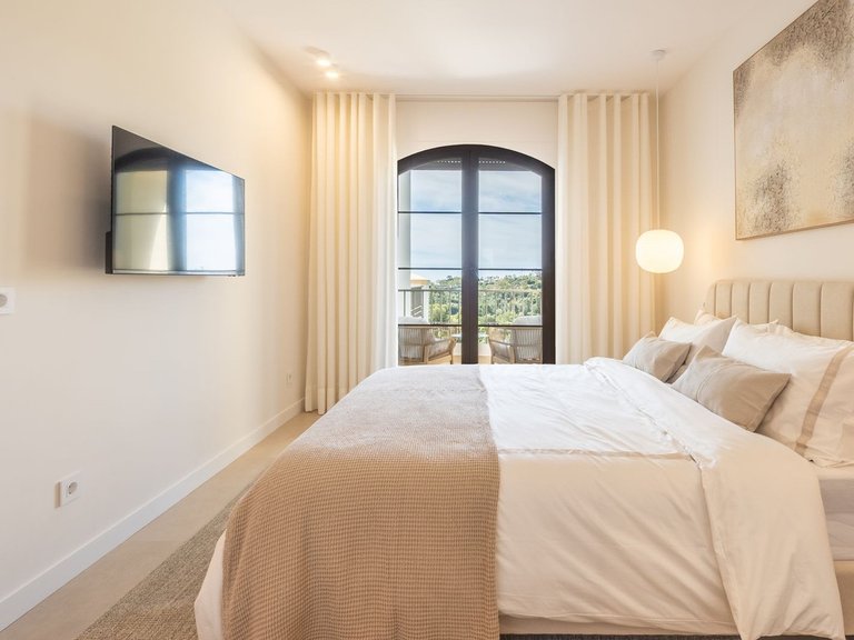 Apartment for Sale in Los Arqueros, Malaga 15