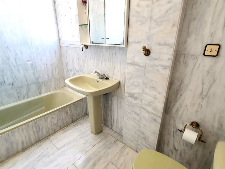 Apartment for Sale in Fuengirola, Malaga 15