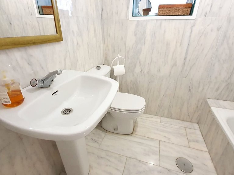 Apartment for Sale in Fuengirola, Malaga 16