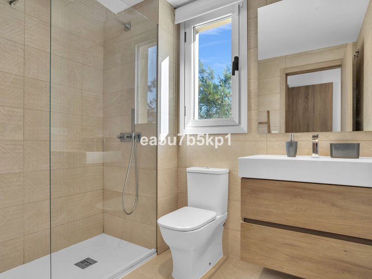 Apartment for Sale in Estepona, Malaga 11