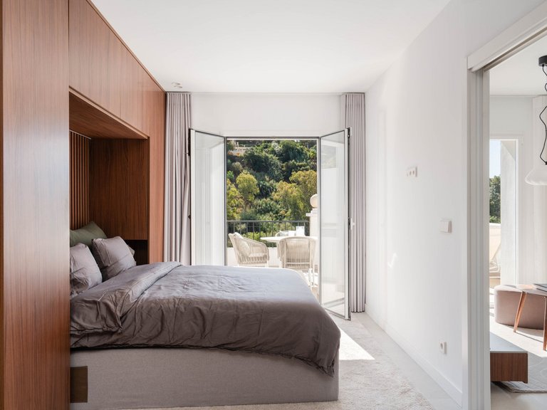 Apartment for Sale in Benahavís, Malaga 12