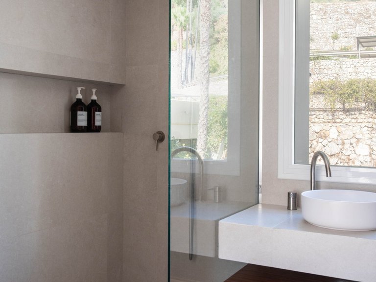 Apartment for Sale in Benahavís, Malaga 13