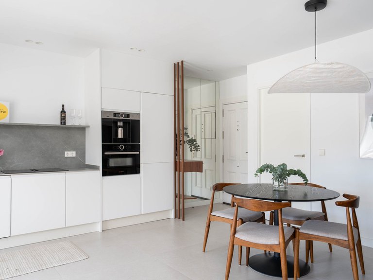 Apartment for Sale in Benahavís, Malaga 15