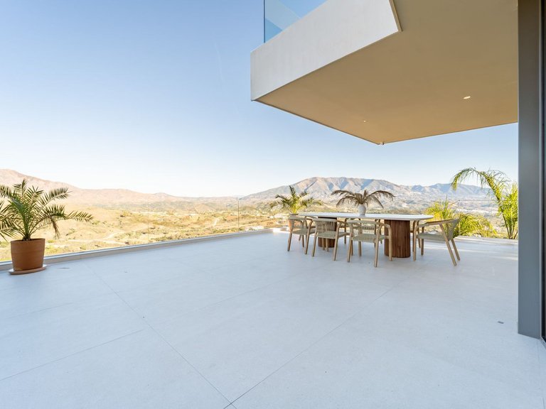 Villa for Sale in La Cala Golf, Malaga 24