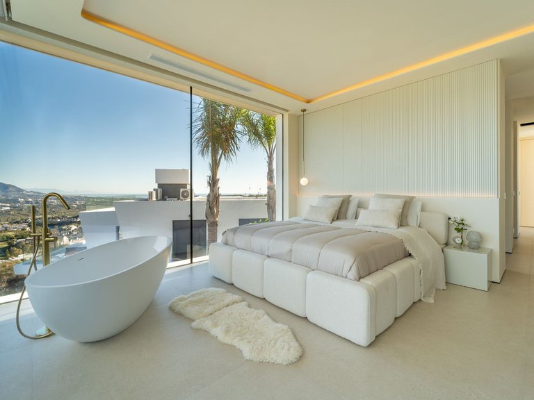 Villa for Sale in La Cala Golf, Malaga 27