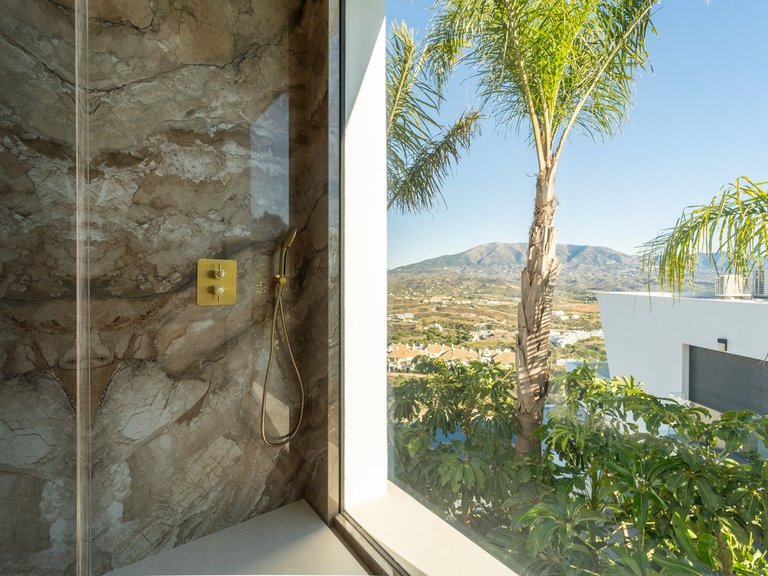 Villa for Sale in La Cala Golf, Malaga 32