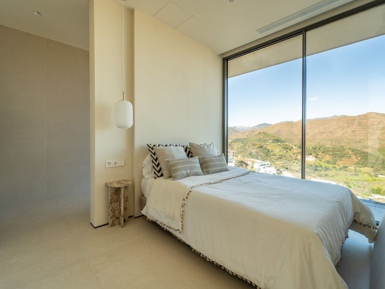 Villa for Sale in La Cala Golf, Malaga 34
