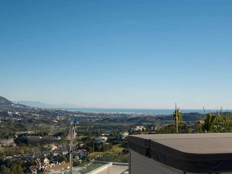 Villa for Sale in La Cala Golf, Malaga 40