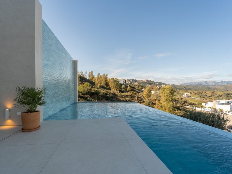 Villa for Sale in La Cala Golf, Malaga 6
