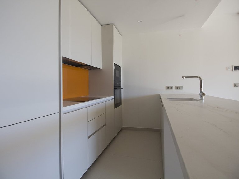 Apartment for Sale in Fuengirola, Malaga 10