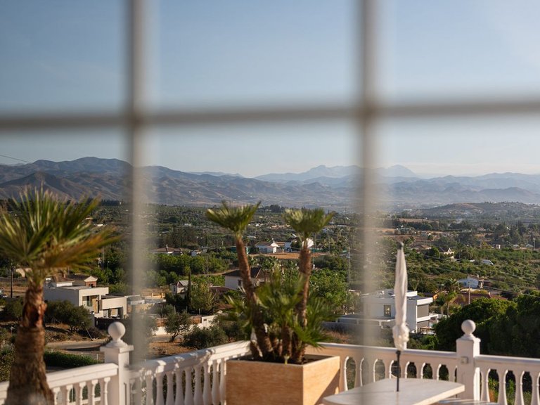 Villa for Sale in Alhaurín El Grande, Malaga 16