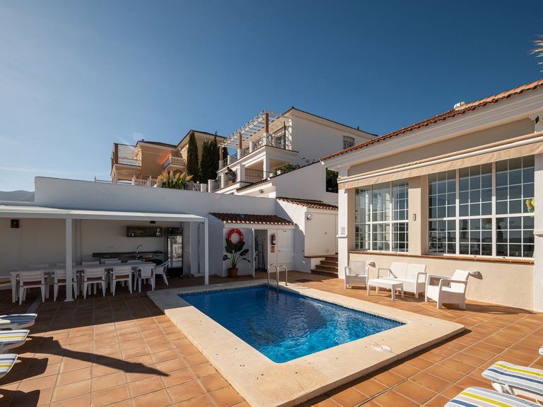 Villa for Sale in Alhaurín El Grande, Malaga 18