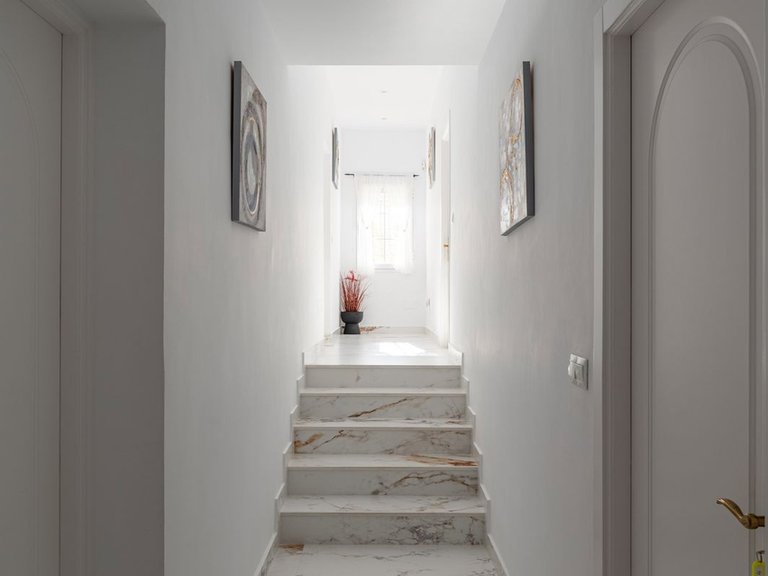 Villa for Sale in Alhaurín El Grande, Malaga 33