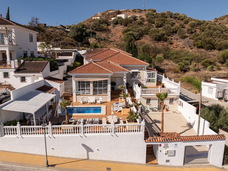 Villa for Sale in Alhaurín El Grande, Malaga 47
