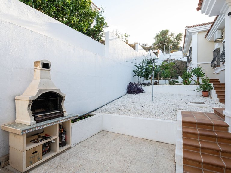 Villa for Sale in Alhaurín El Grande, Malaga 5