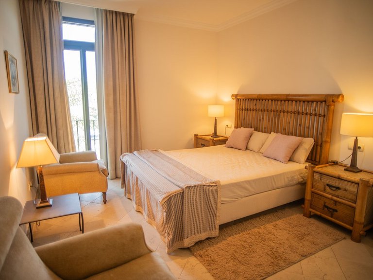 Apartment for Sale in El Paraiso, Malaga 12