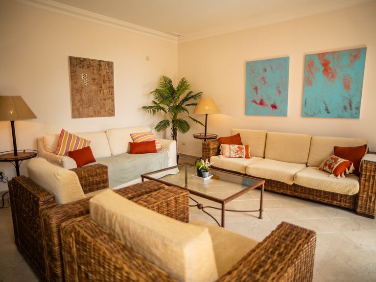 Apartment for Sale in El Paraiso, Malaga 2
