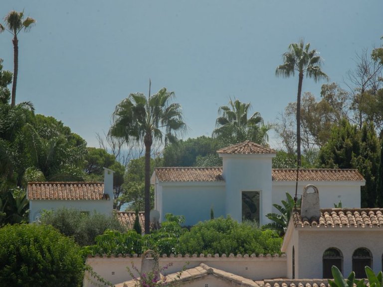 Apartment for Sale in El Paraiso, Malaga 25