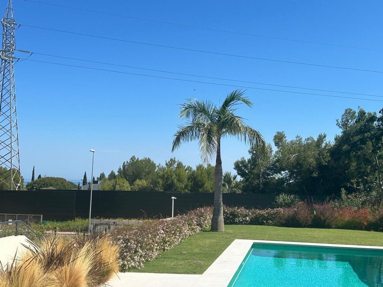 Plot for Sale in The Golden Mile, Malaga 3