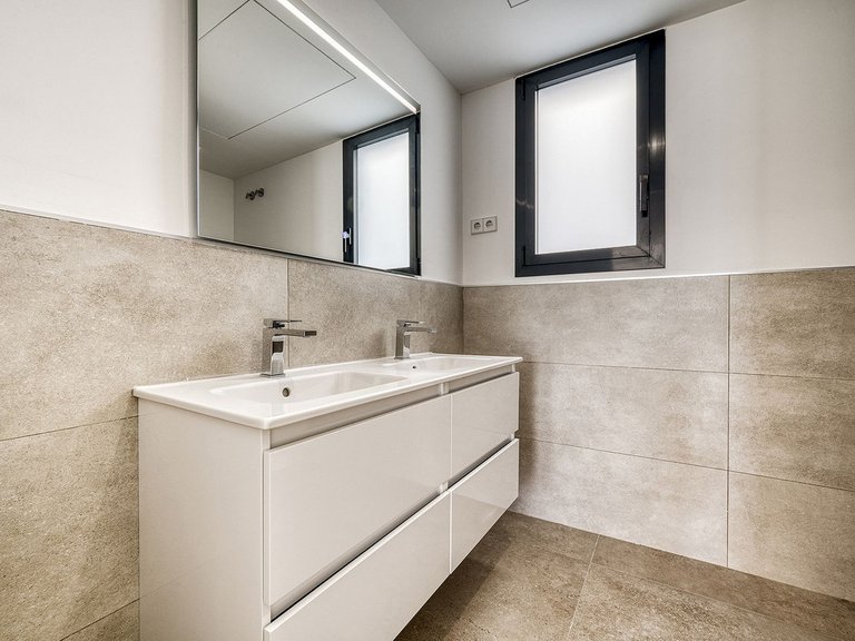 Apartment for Sale in Cancelada, Malaga 26