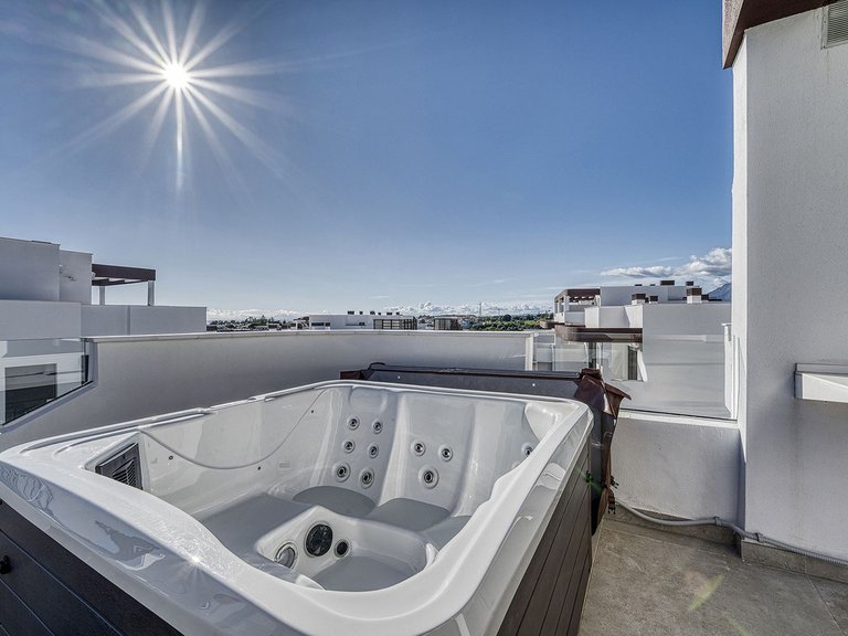 Apartment for Sale in Cancelada, Malaga 35