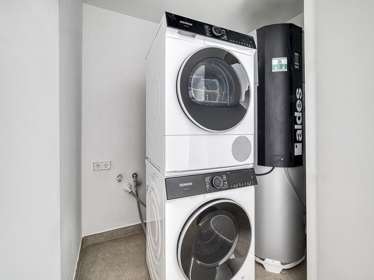 Apartment for Sale in Cancelada, Malaga 36