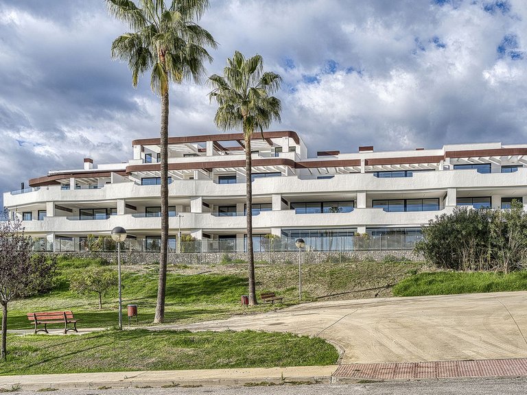 Apartment for Sale in Cancelada, Malaga 37