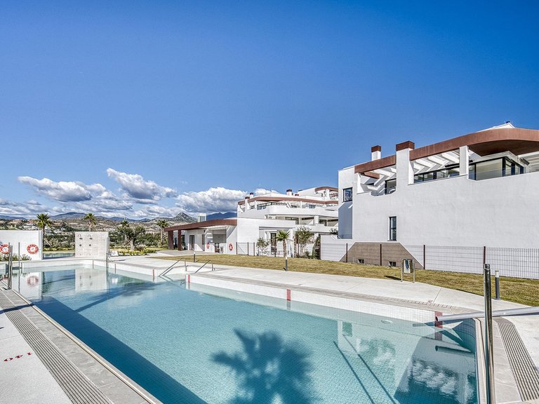 Apartment for Sale in Cancelada, Malaga 39