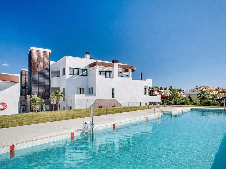 Apartment for Sale in Cancelada, Malaga 6