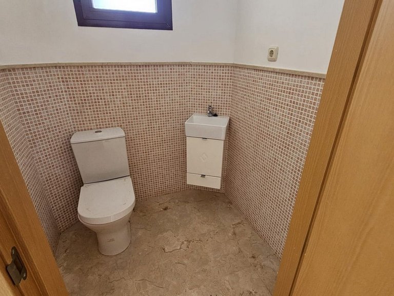 Villa for Sale in Doña Julia, Malaga 18