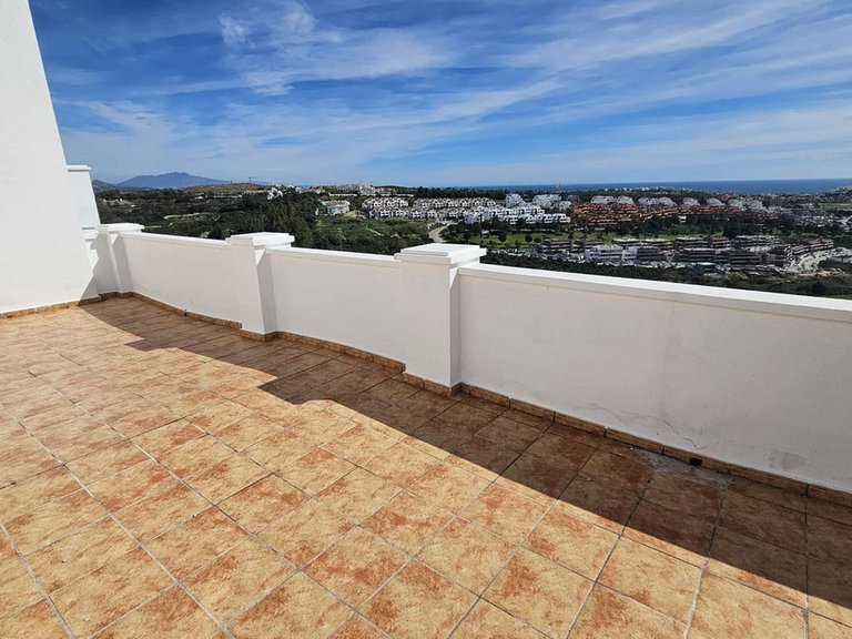Villa for Sale in Doña Julia, Malaga 9