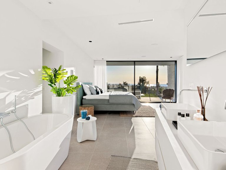 Villa for Sale in Benahavís, Malaga 18
